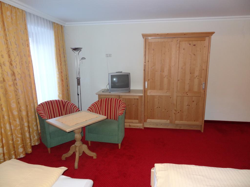 Hotel Unterwirt Saalbach-Hinterglemm Habitación foto